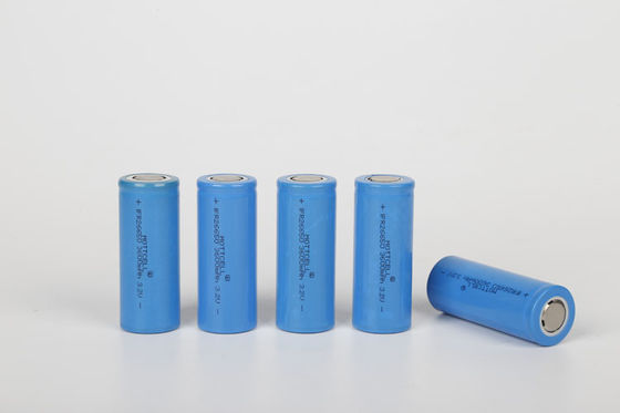 IFR 18650 Cellules de batterie LiFePO4 à ions de lithium pour la lumière solaire avec CE