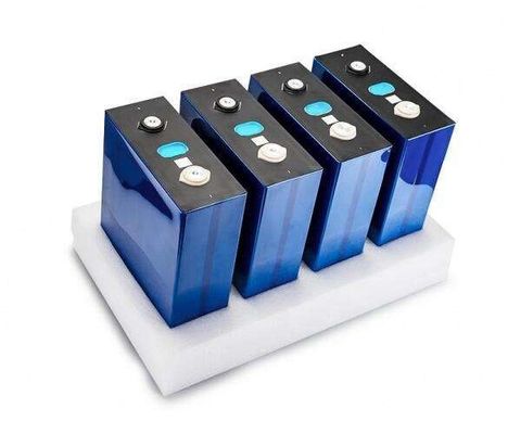 3.2V LiFePO4 CATL Cellule de batterie au lithium-ion 310ah 320ah Long cycle de vie
