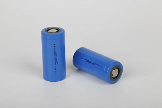 32700 32650 Batterie au lithium cylindrique 3,2 V 5500 mAh Batterie pour lampe de poche